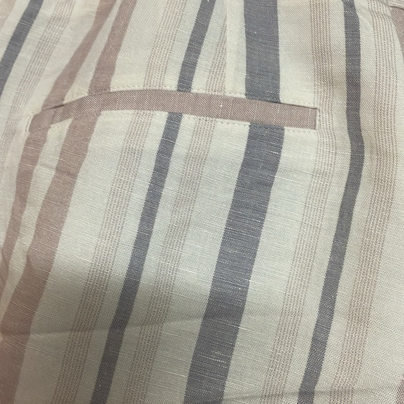 Express size 18 high rise midi white with multicolor stripes and tie 3” shorts - Picture 5 of 9